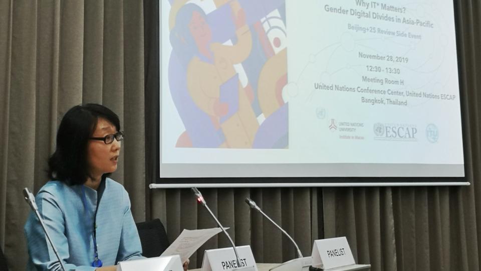 Gender digital divides in Asia-Pacific